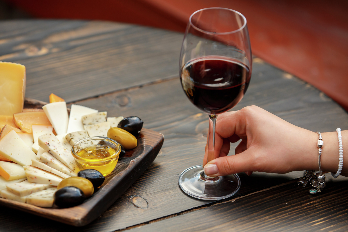 Вино и сыр // Туристический портал Республики Крым