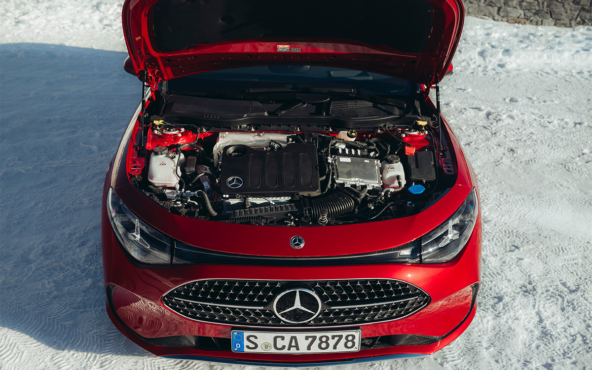 Mercedes-Benz📷Mercedes-Benz CLA
