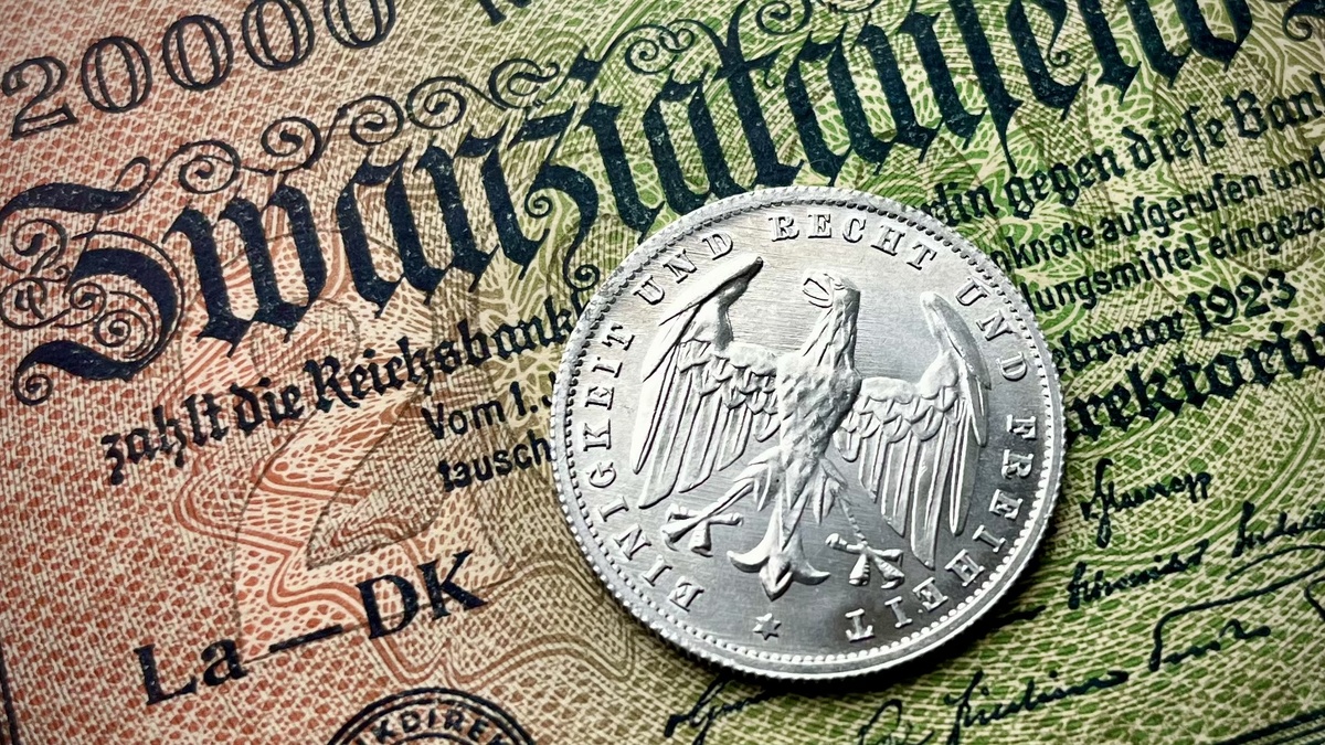 Поражение в Первой мировой войне нанесло смертельный удар по немецкой экономике…