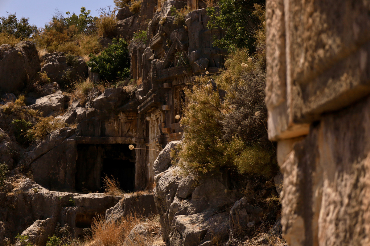 Ликийские гробницы Миры