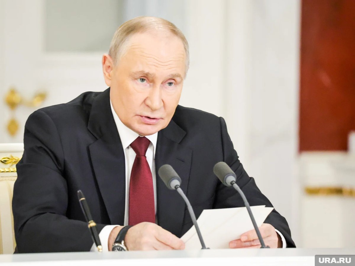     Путин готов выступить на прямой линии