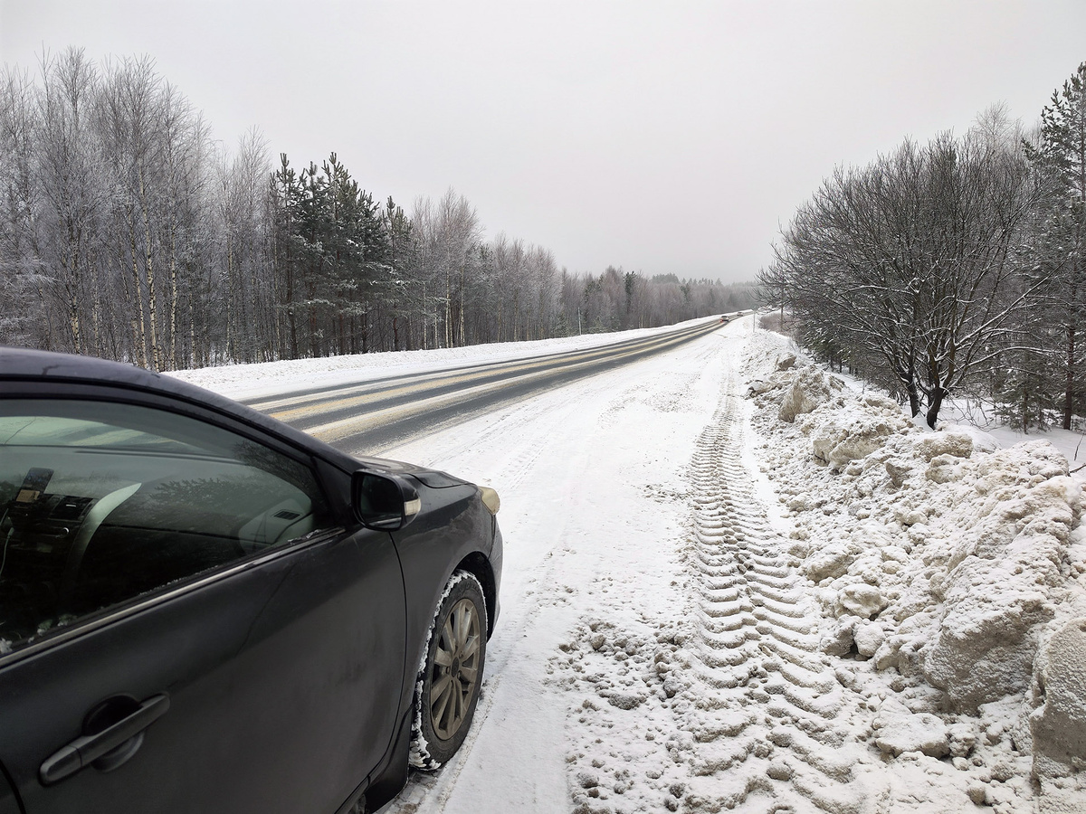 Из-за непогоды в Мурманской области ограничили движение на нескольких трассах.  Фото: Фото: ФедералПресс / Ксения Кобалия