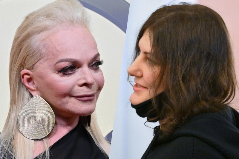     Лариса Долина и Полина Лурье. Фото: zeronum.ru.