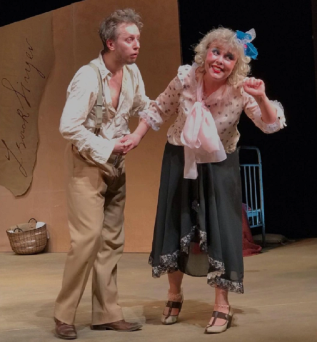 Ольга Левитина на театральной сцене.