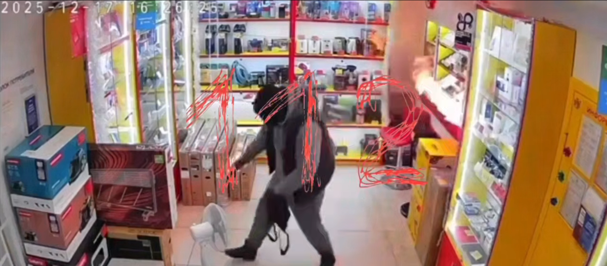    Злоумышленник поджег прилавок сразу после телефонного разговора