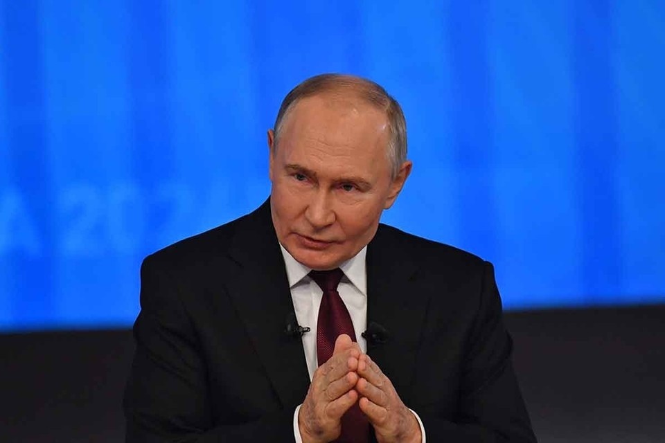    Путин про видео Зеленского у Купянска: «Ну чего стоять на пороге? Заходи в дом» Владимир ВЕЛЕНГУРИН