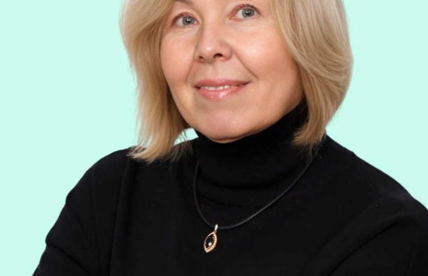 Голосовой помощник Алиса: голосуем кто «За», а кто «Против»?