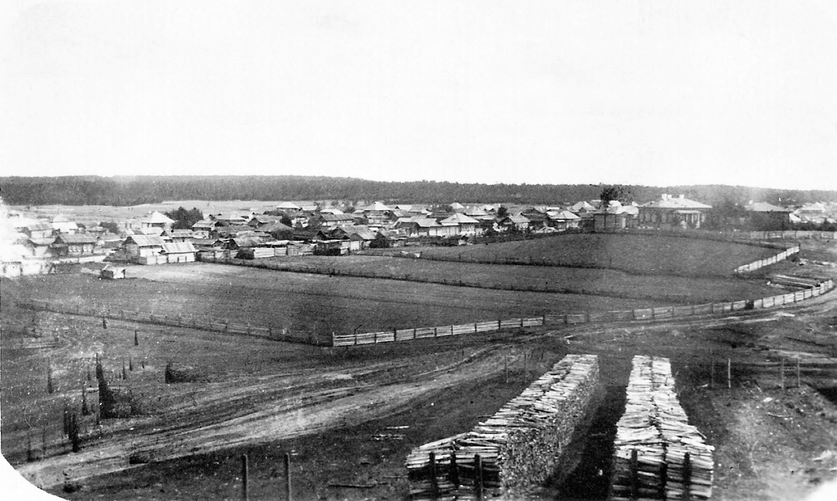 Заречная часть Ирбитского завода. 1910-е годы.