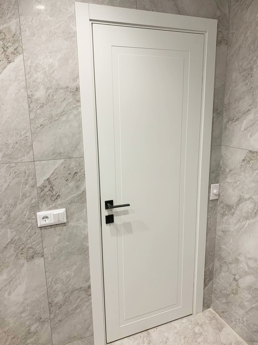 Межкомнатная дверь Билли-1 в белой эмали