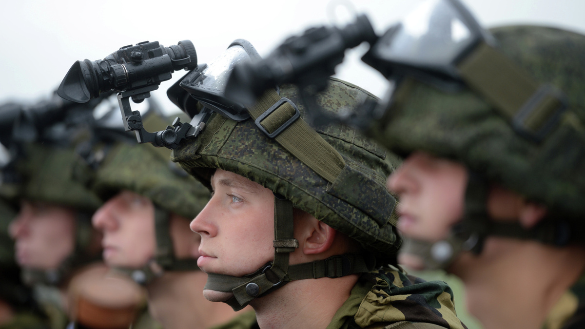    Владимир Путин: РФ полностью удастся выполнять социальные обязательства, обеспечить армию