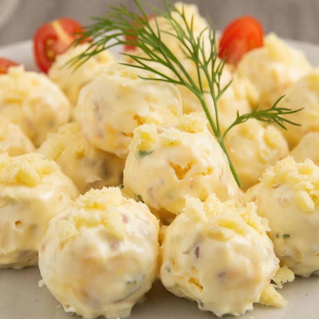 Изысканная закуска за 15 минут: Сырные шарики с чесноком – хит любого стола! 