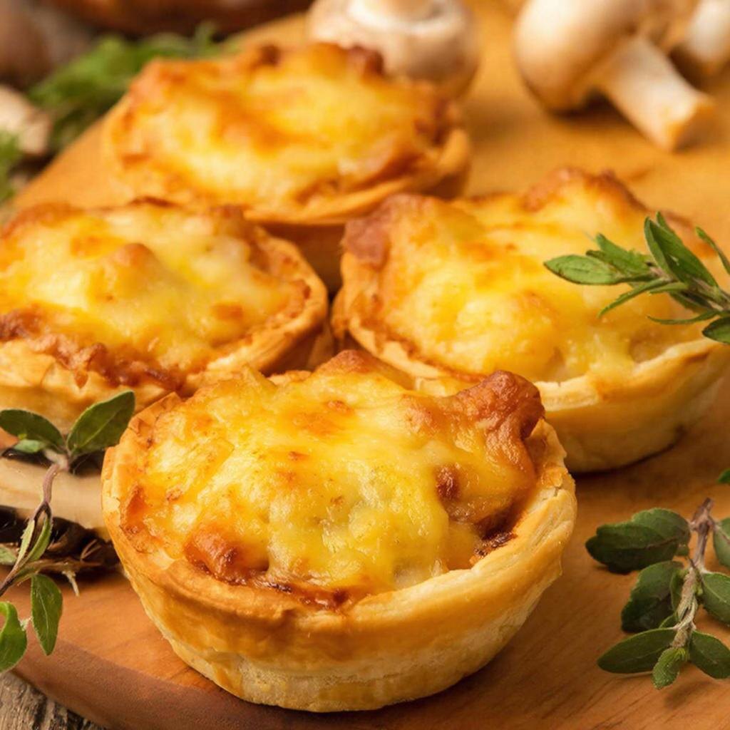 Жульен: Классика в новом исполнении – в тарталетках или шляпках шампиньонов! 