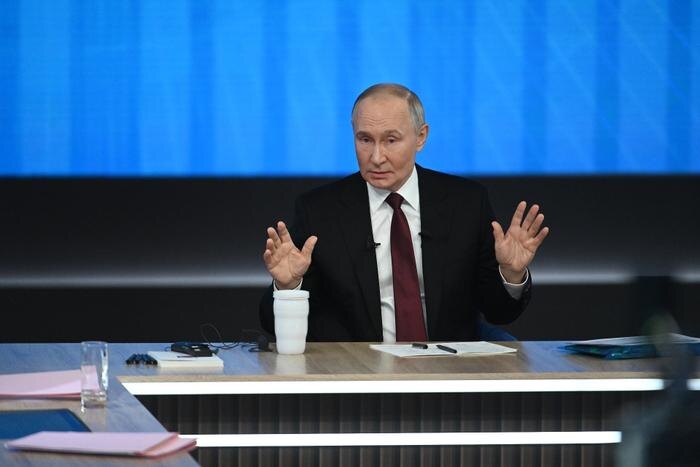 Владимир Путин. Обложка © Life.ru