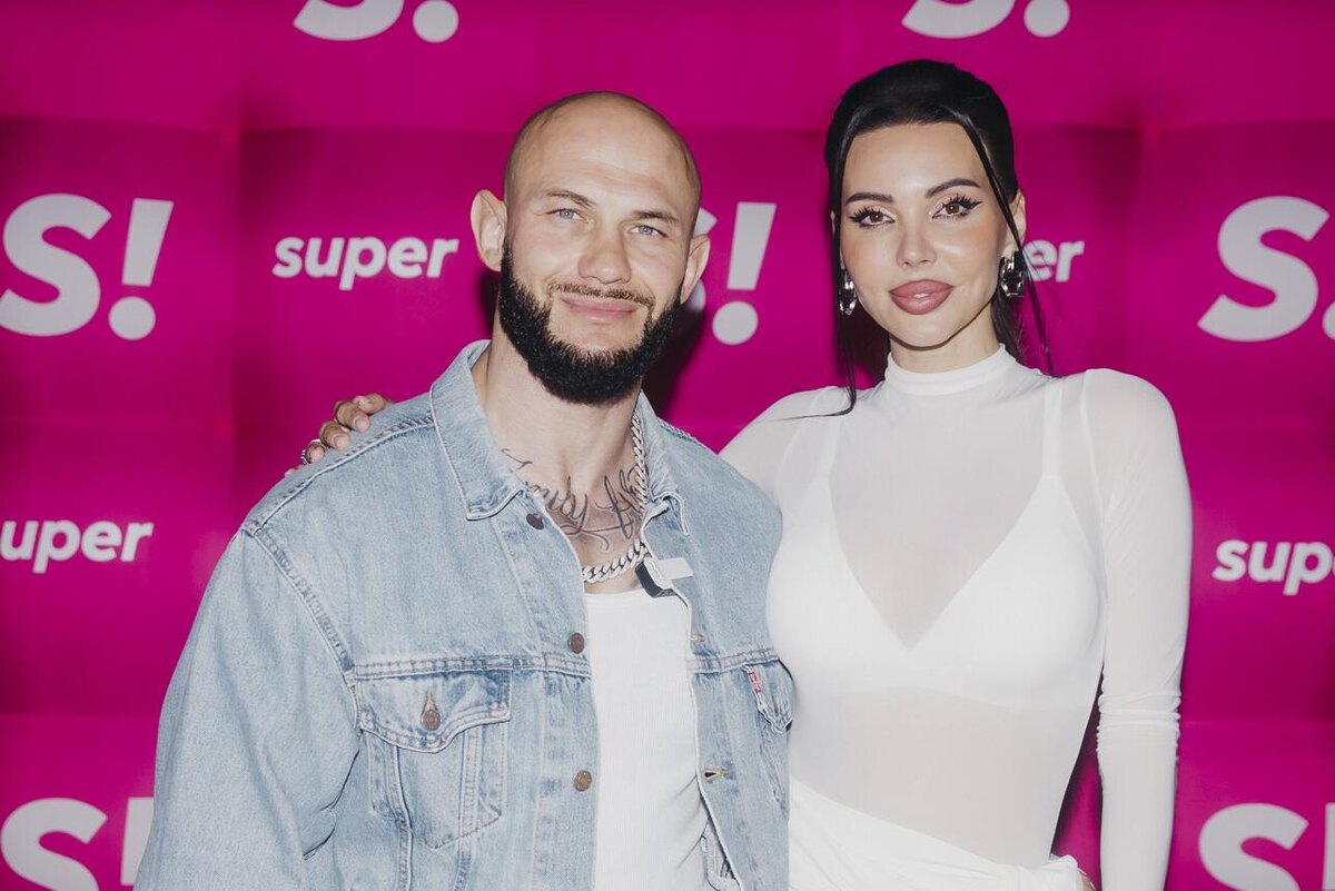    Оксана Самойлова и Джиган предоставлено Пресс-службой