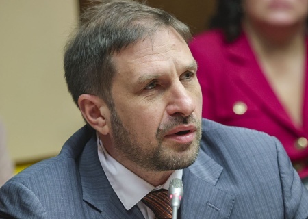    Депутат Кузнецов призвал раздавать американцам грин-карты для жизни в России без необходимости службы в армии