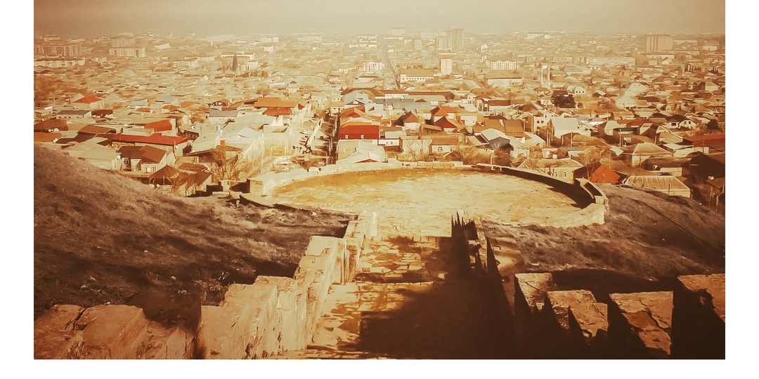 Дербент или Москва — вот в чем вопрос.