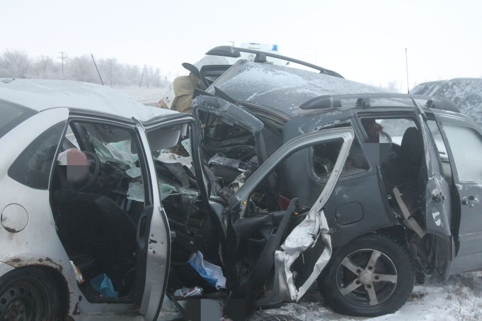    От полученных травм скончались водитель «Нивы» и два пассажира «Гранты». УМВД по Оренбургской области