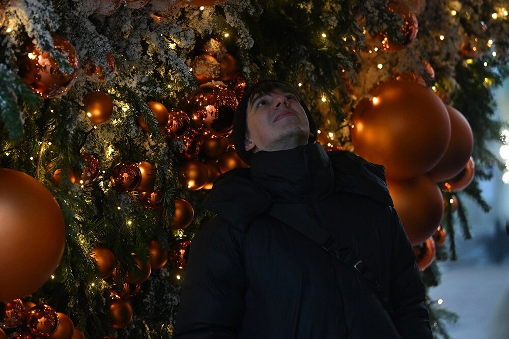    Незнакомый мужчина часто символизирует неизвестную часть вашей личности или будущие события. Фото: www.globallookpress.com