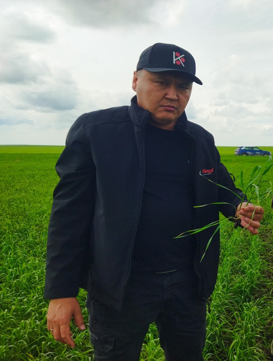 Жайнар Айдарханович Карсакбаев - руководитель КХ «Карсакбаев К.Б.» 