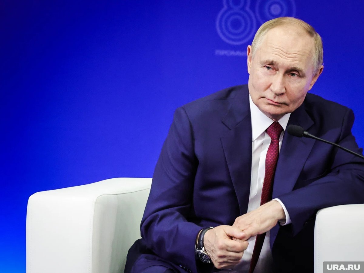     Владимир Путин сообщил, что 3I/ATLAS — это комета из другой галактики