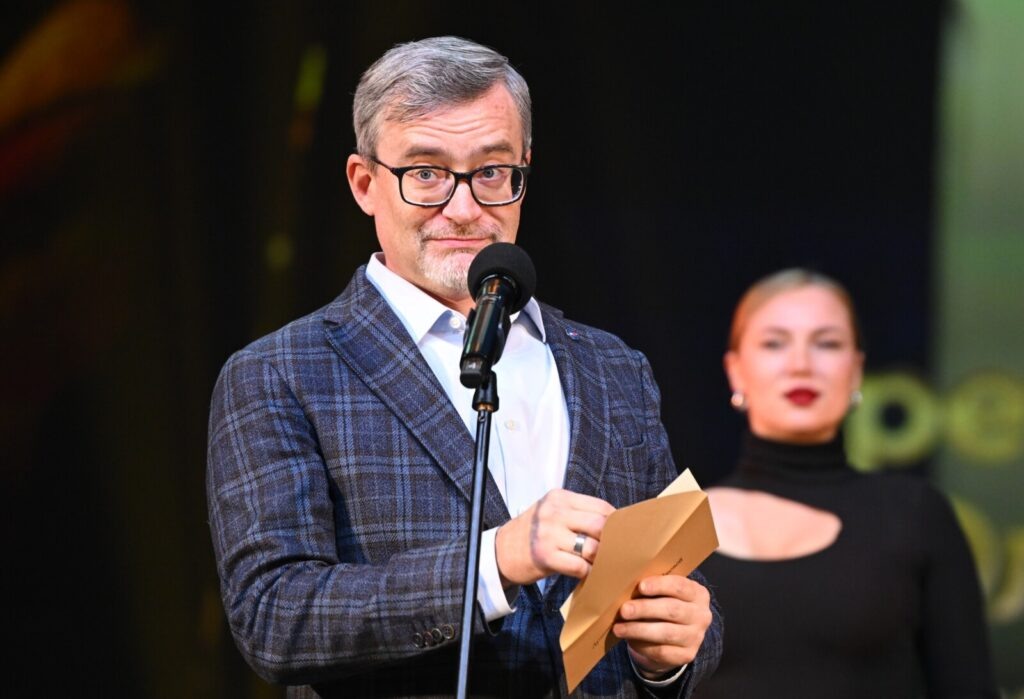    Генеральный директор Аналитического центра ВЦИОМ Валерий Федоров на церемонии вручения премии рейтинга «ТОП-1000 российских менеджеров» в Москве. Екатерина Чеснокова / РИА Новости