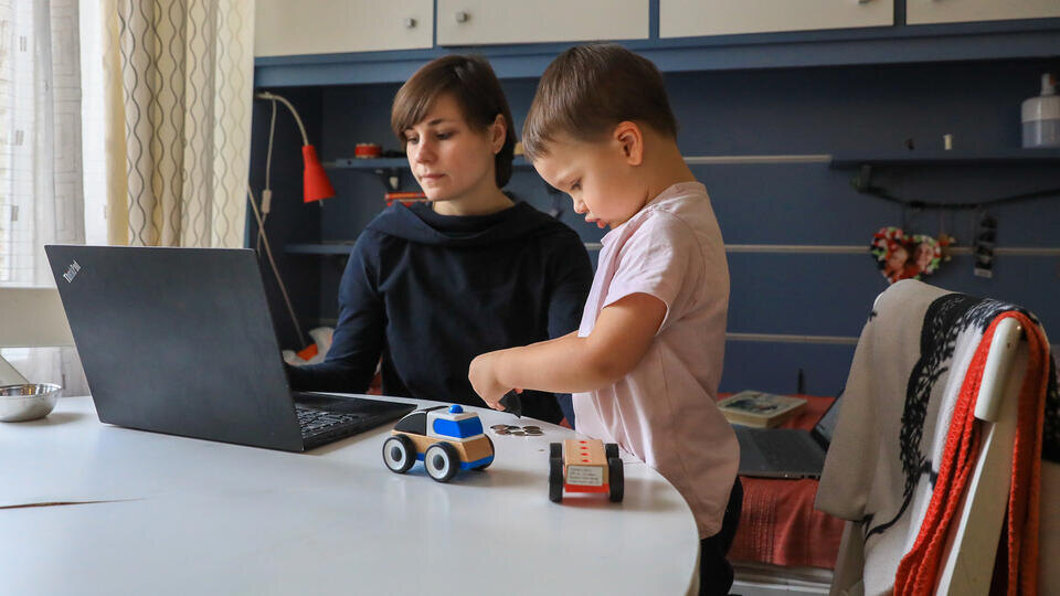     Путин подчеркнул важность сохранения льготной ипотеки для семей с детьми ИЗВЕСТИЯ/Эдуард Корниенко