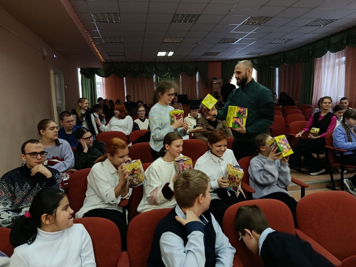    Особенные дети из Ханты-Мансийска встретились с интересными людьми