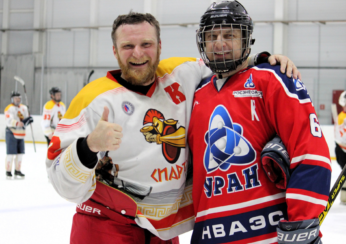 Уран-Спарта. Фото взято в официальном ВК Сообществе любительского хоккейного клуба Уран.