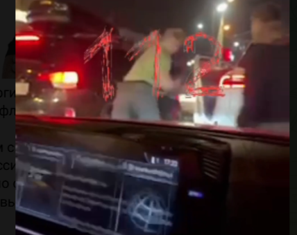    Момент драк. Скриншот: Телеграм-канал 112