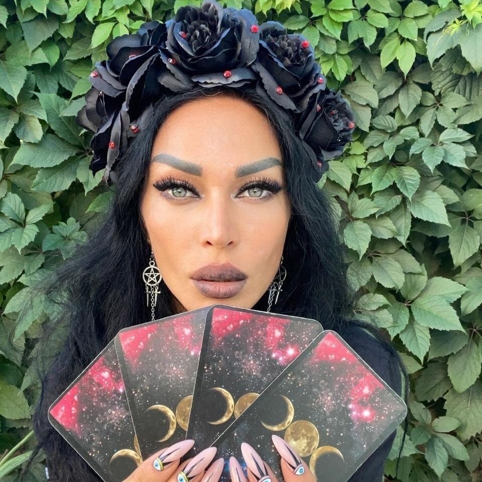 Листайте вправо, чтобы увидеть больше изображений