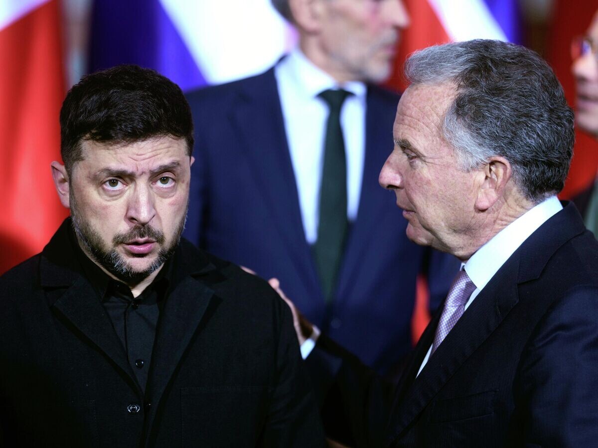    Стив Уиткофф и Владимир Зеленский во время встречи в Берлине | © AP Photo / Markus Schreiber