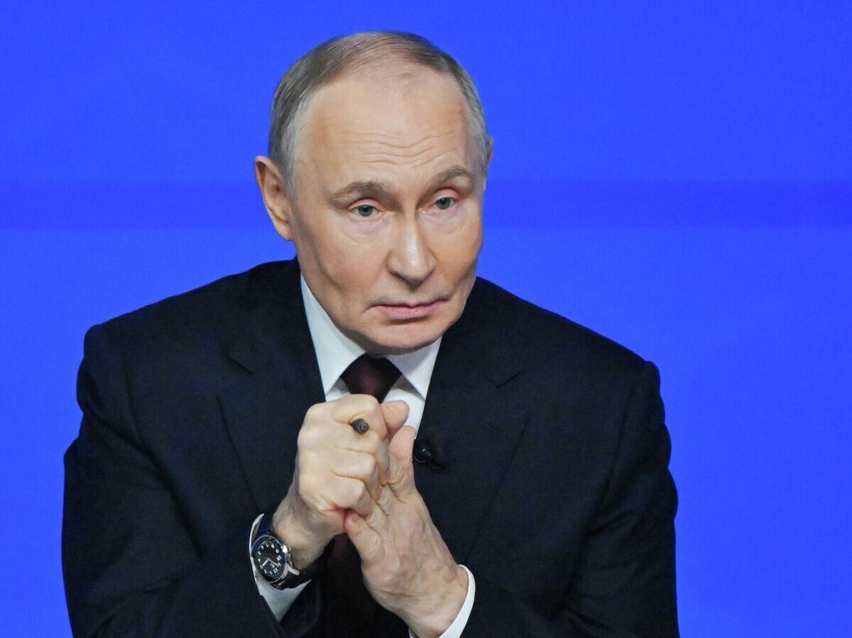    Президент РФ Владимир Путин отвечает на вопросы во время специальной программы "Итоги года" в Москве | © РИА Новости / Сергей Гунеев