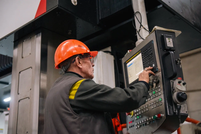    Промышленники восточного Оренбуржья успешно участвуют в проекте «Производительность труда» Алла Черкесатова