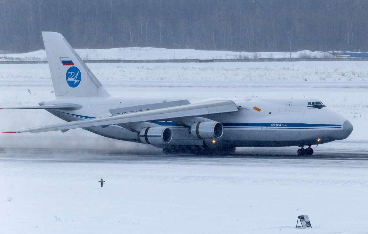    Самолет Ан-124 "Руслан"  Вадим Савицкий/пресс-служба Минобороны РФ/ТАСС