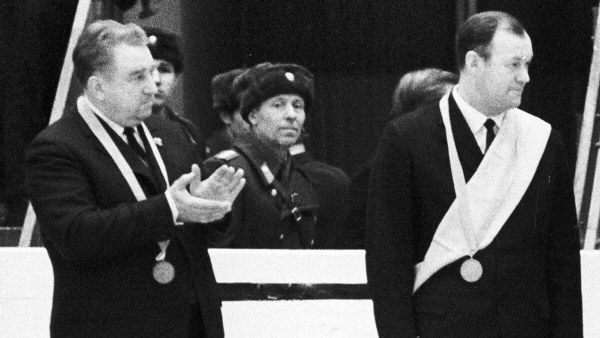 Анатолий Тарасов и Всеволод Бобров