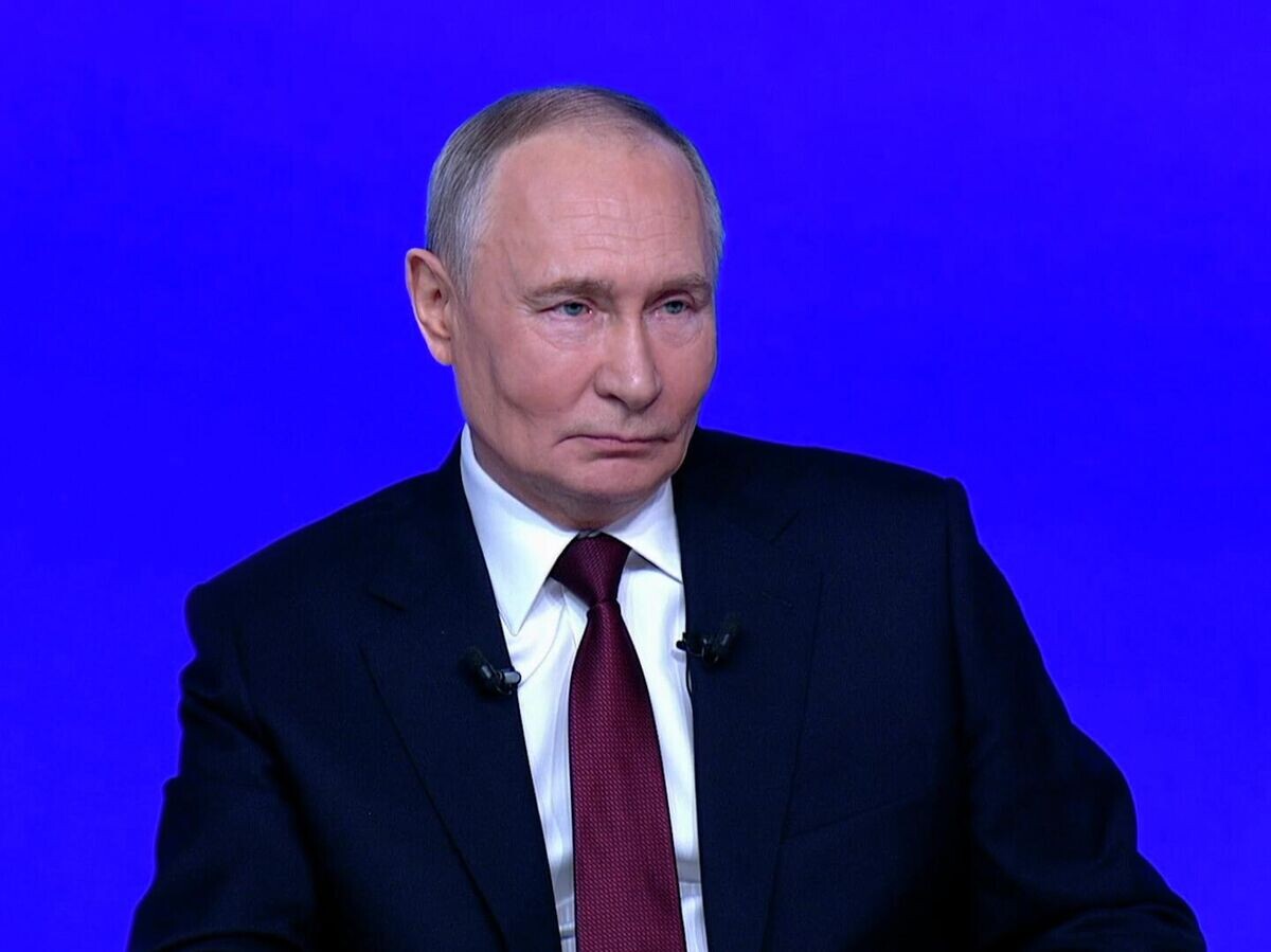    Путин признался, что никогда не отправлял "видеокружок" в сообщениях | © Пул