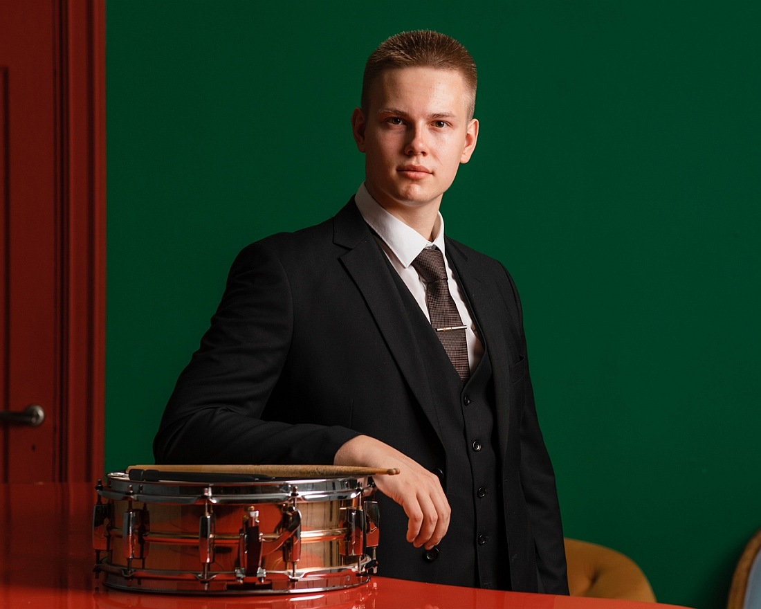 Дмитрий Сафонов