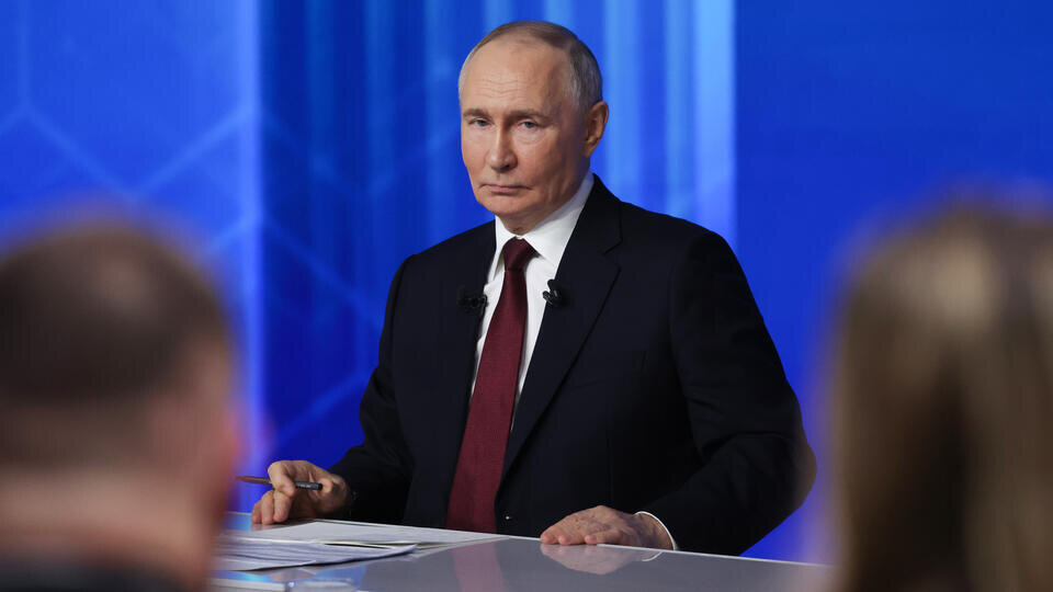     Путин признался, что никогда не записывал "кружочки" в мессенджерах РИА Новости/Вячеслав Прокофьев