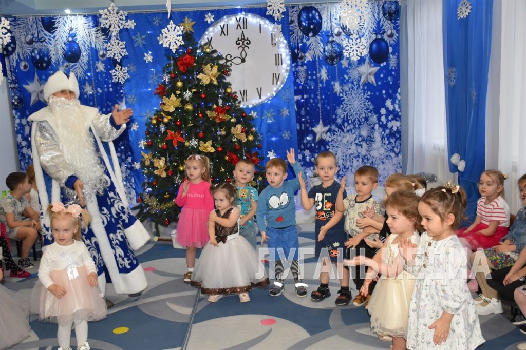   📷
