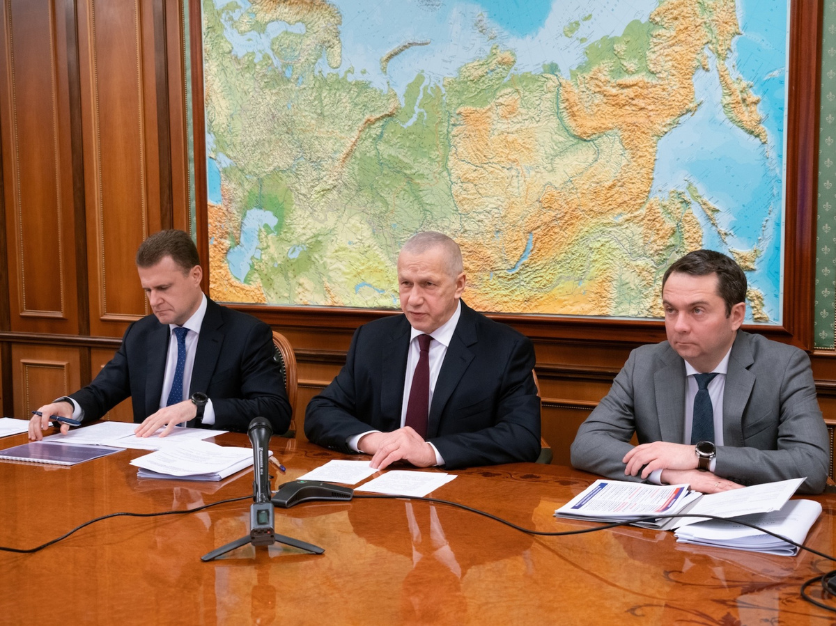 На совещании о развитии Трансарктического транспортного коридора / Фото: Корпорация развития Дальнего Востока и Арктики  📷
