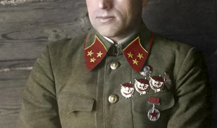 За что в 1937-м году арестовали будущего маршала победы Рокоссовского?