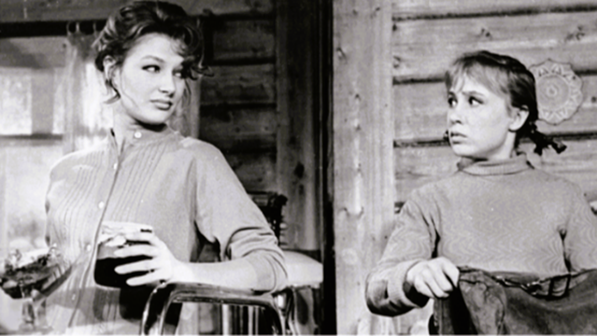 Светлана Дружинина: актриса и режиссёр. Фильм"Девчата"