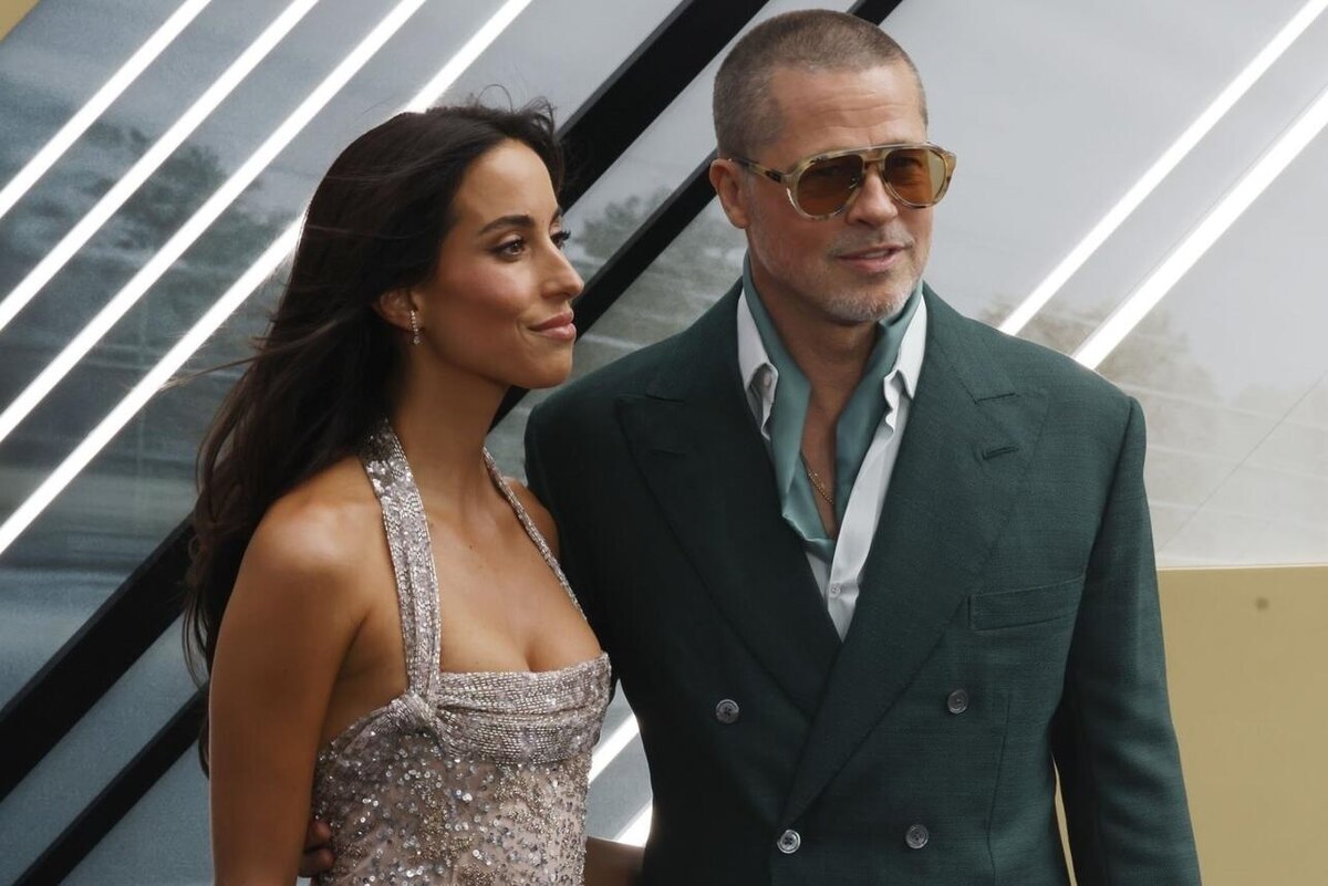    Брэд Питт и его любимая Инес де Рамон LEGION-MEDIA