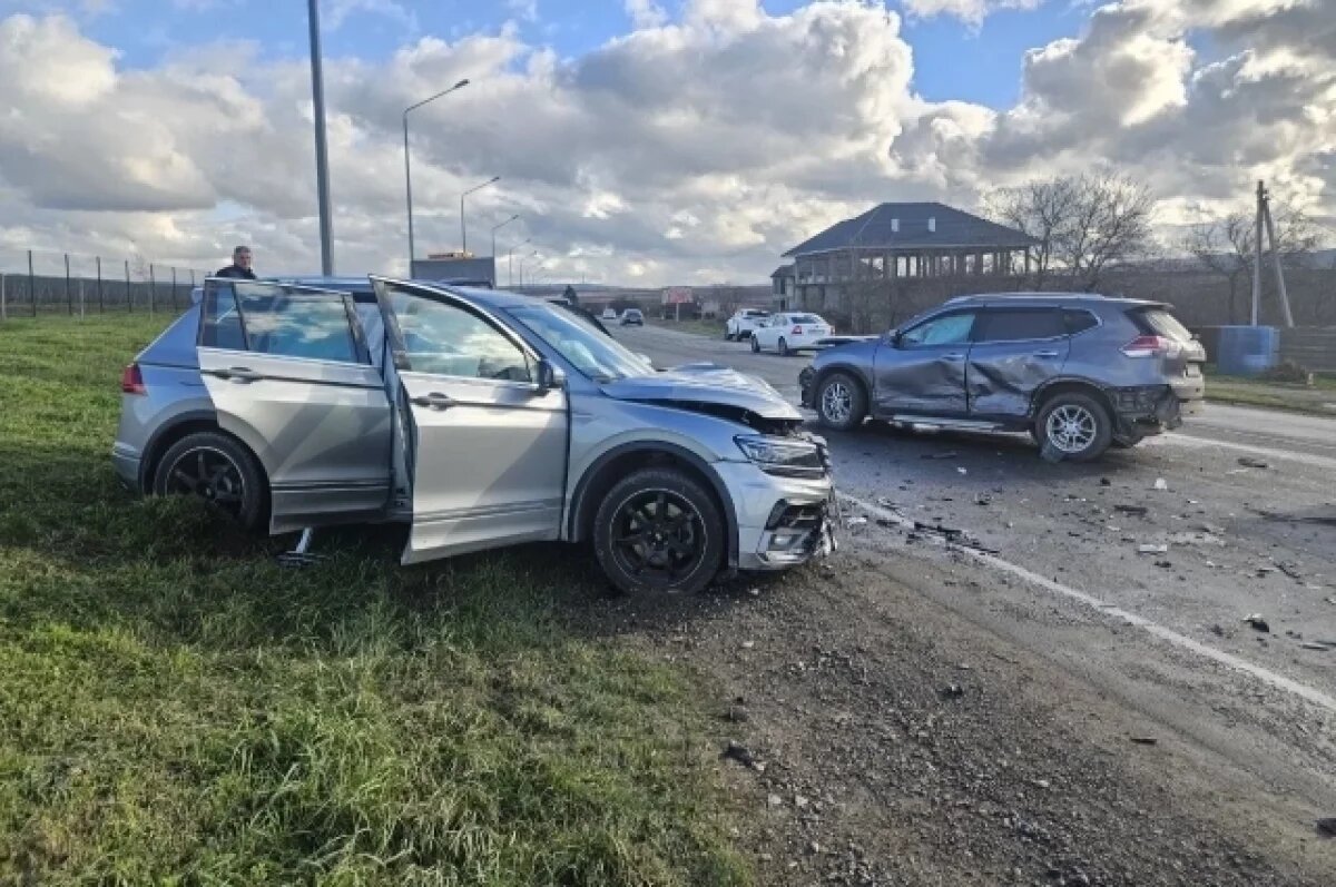    В массовом ДТП под Анапой пострадали три человека