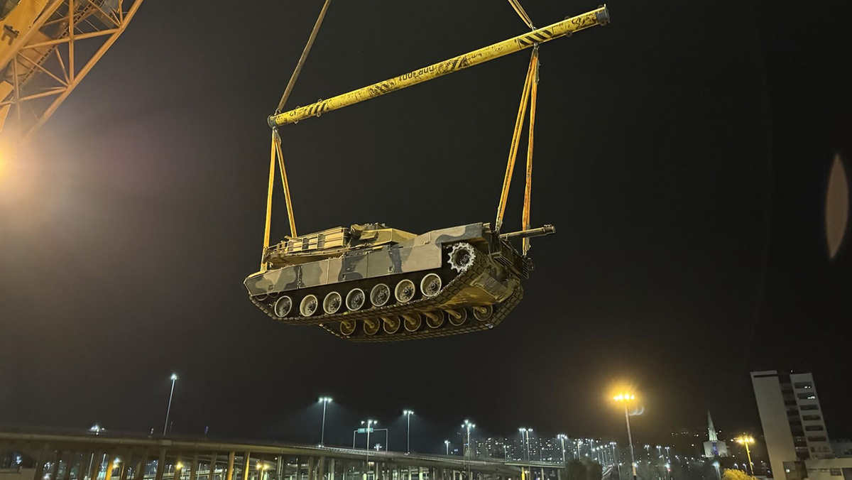   JA Thompson / LCDR / The Australian Defence Force (ADF)