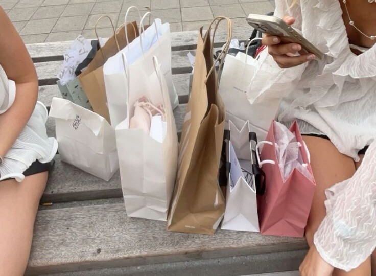 Подросток и бренды: как выжить в битве за стиль и не разориться