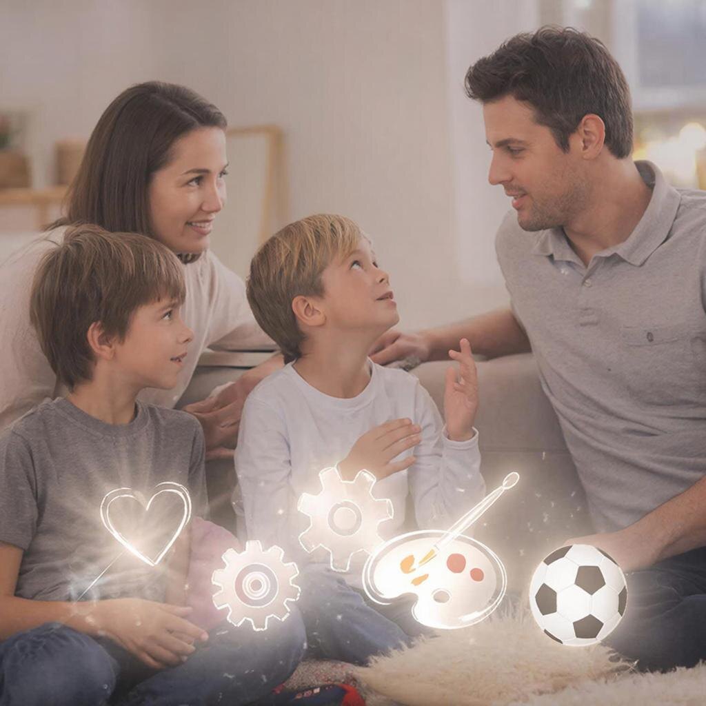 Секрет успешного развития не в том, чтобы вписать ребёнка в рамки, а в том, чтобы помочь его собственным сильным сторонам найти достойное применение — в играх, кружках и в далёком будущем, его позитивном будущем. 