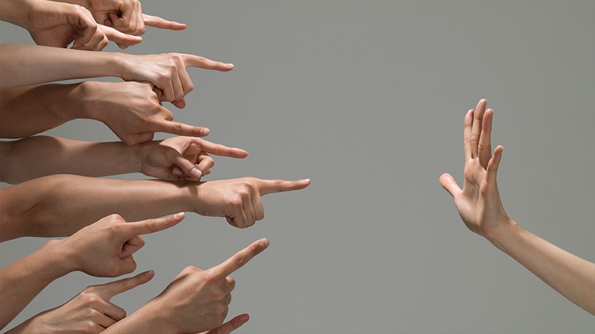 «Скажи "стоп" — и ты предатель». Так работает иллюзия, а не закон системы.