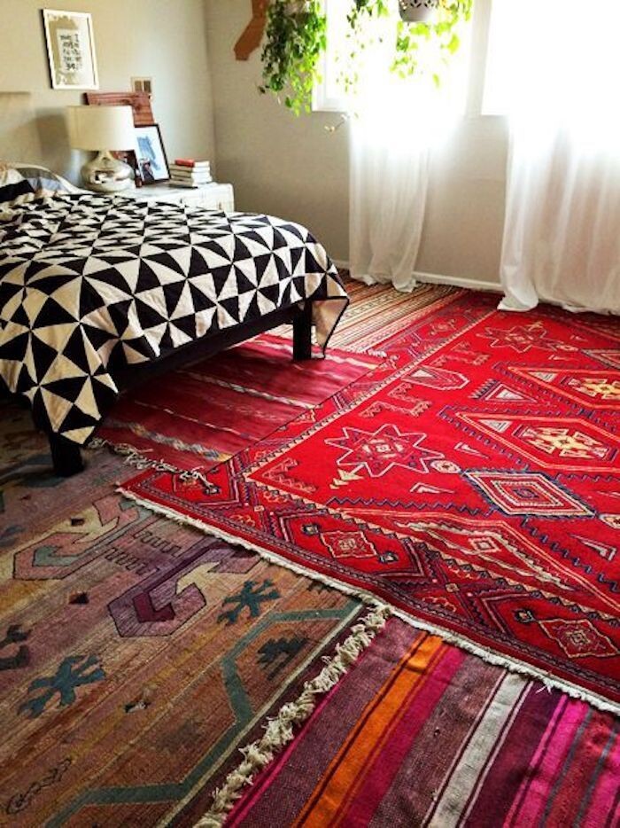Яркие ковры как центр интерьера: новый фокус комнаты