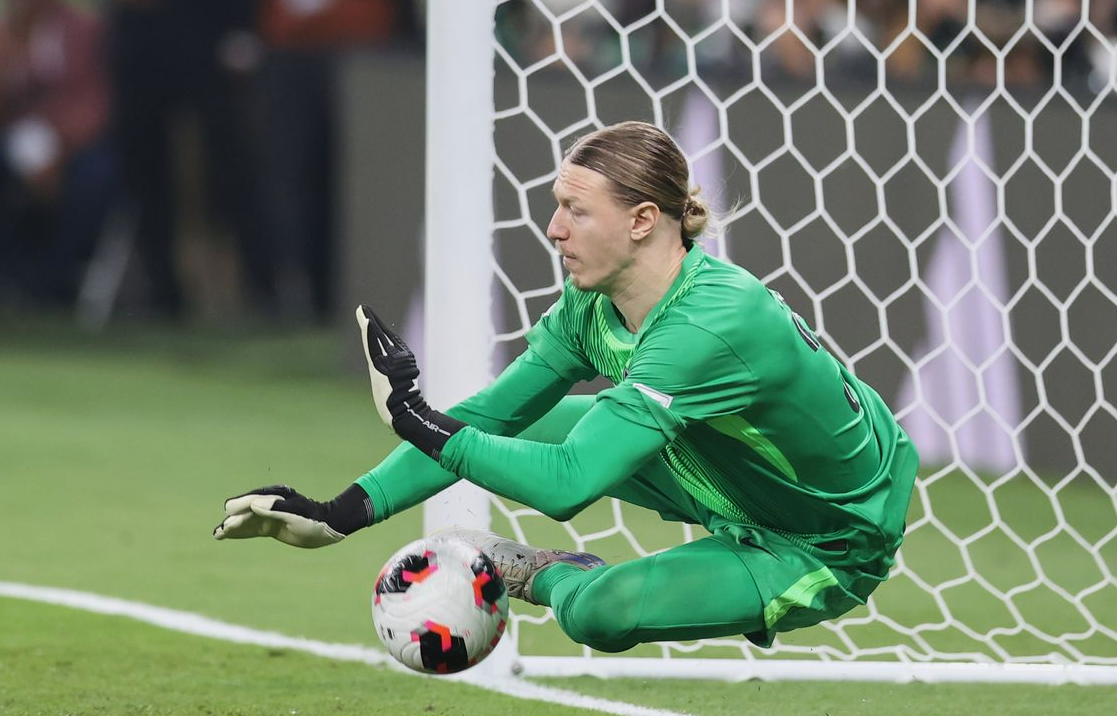 Матвей Сафонов отбил четыре пенальти подряд в матче с "Фламенго". Фото: соцсети